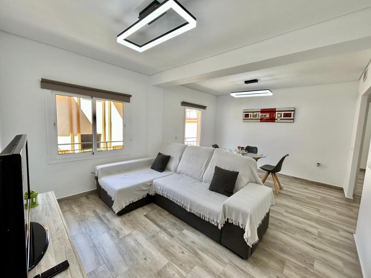 Apto. A 150 Metros De La Playa, Fuengirola Centro ภายนอก รูปภาพ
